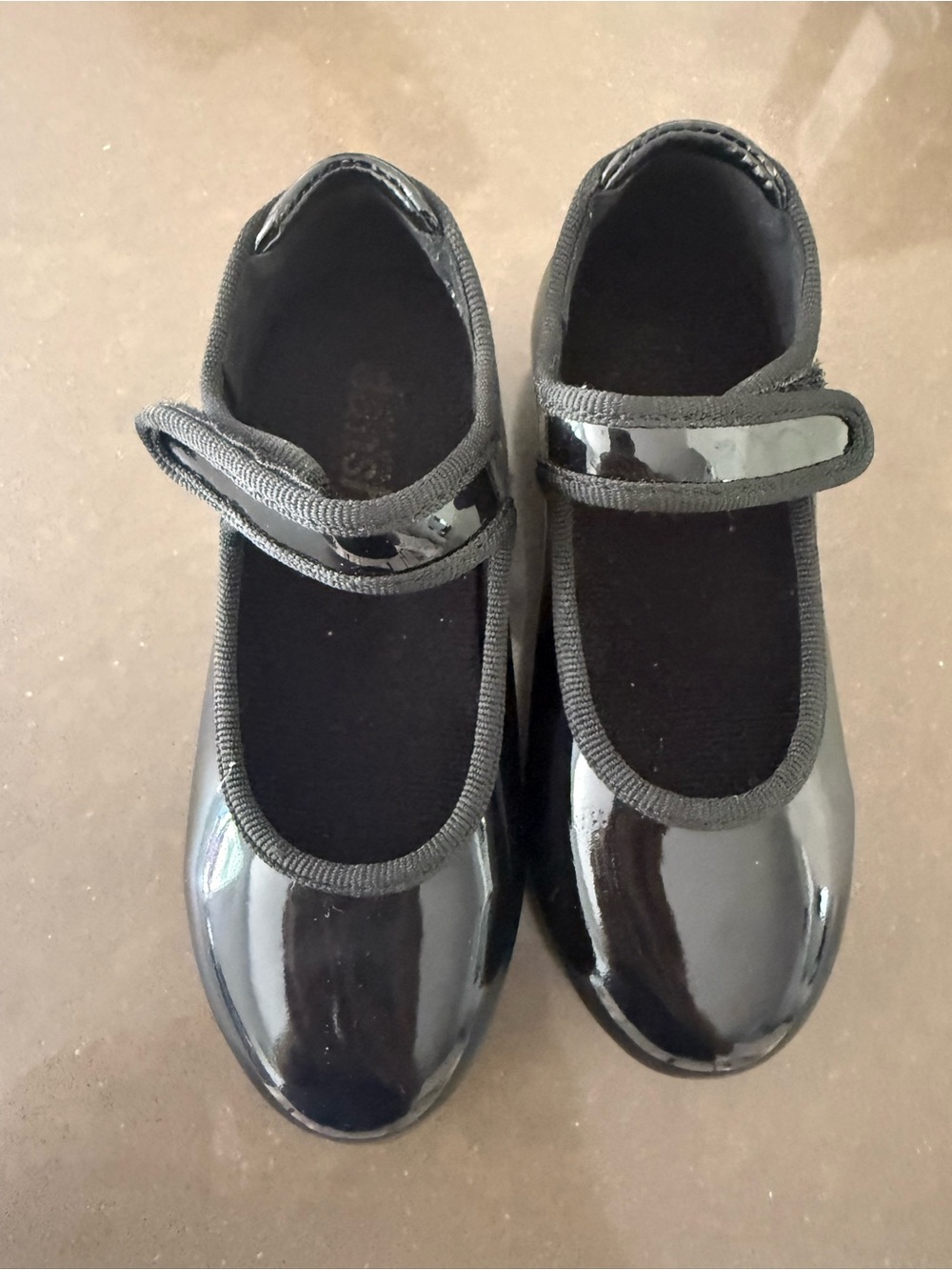 Danznmotion Girls' Black Patent Mary Jane Tap Shoes - Picture 9 of 13